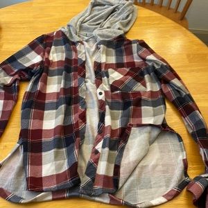Small. Excellent condition plaid shirt.